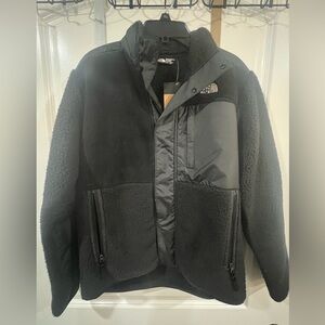 Boys Northface jacket NWT